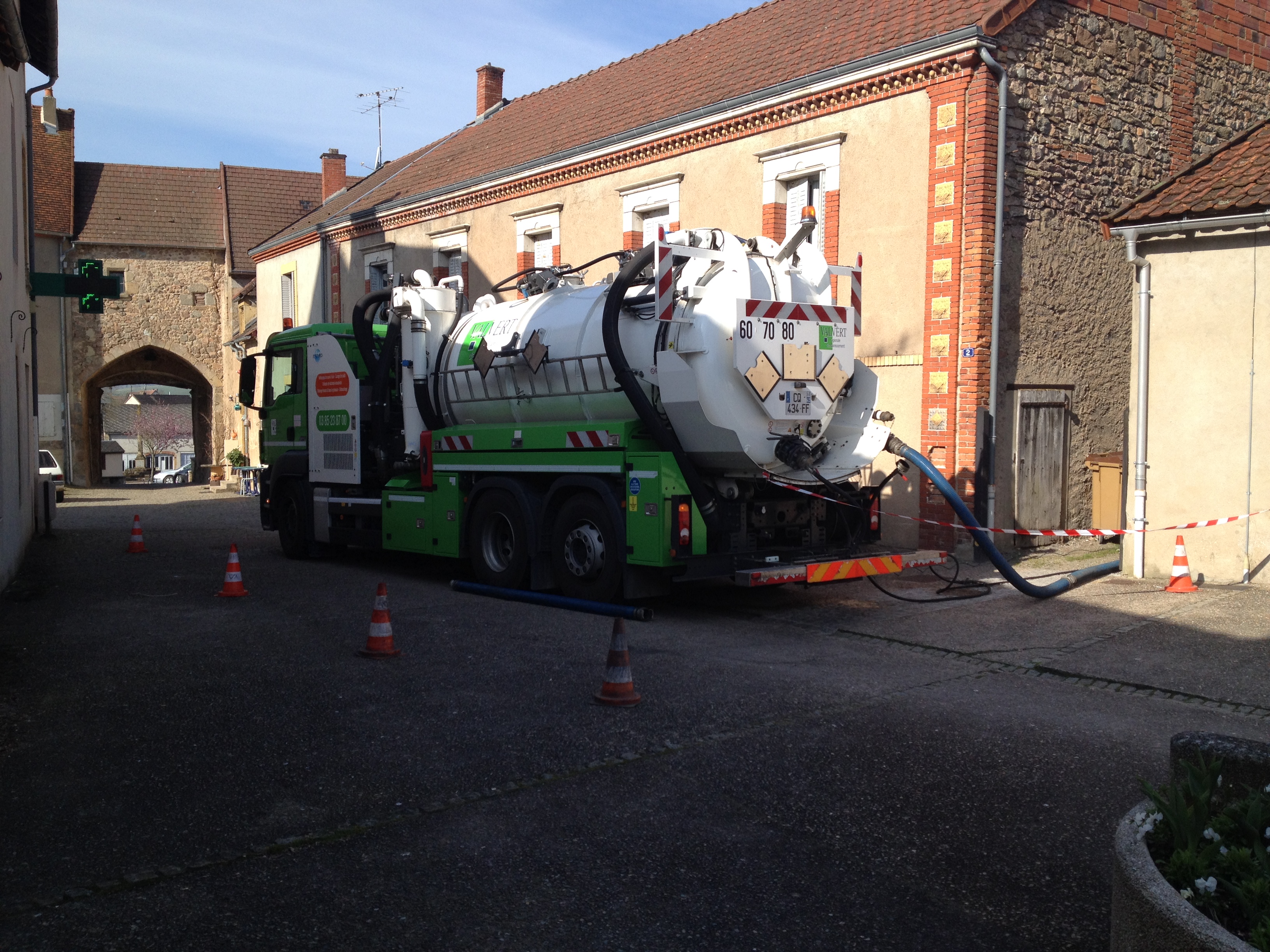 assainissement-prestation-1-VIDANGE-de-FOSSE